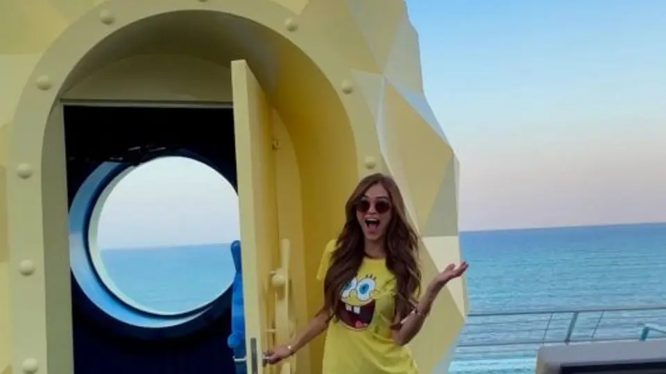 Yanet García, criticada por posar al estilo OnlyFans en hotel familiar enfocado a niños