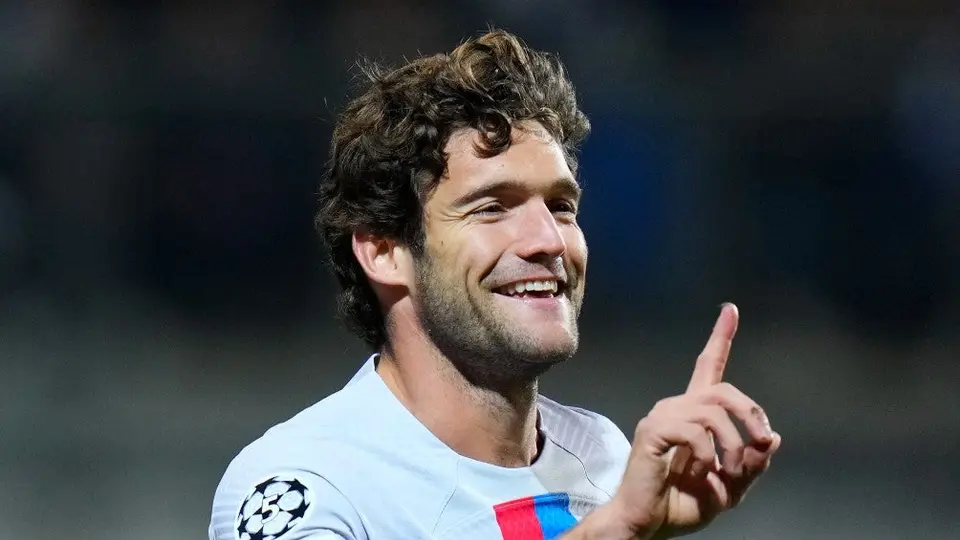 Barcelona: Marcos Alonso renovó contrato con el Barça hasta mediados de 2024