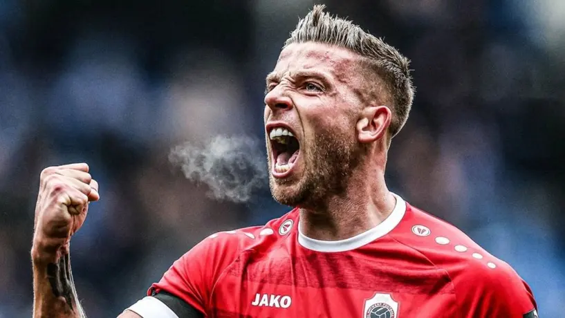 Fanáticos del Genk de Gerardo Arteaga amenazan de muerte a familia de un rival en redes sociales