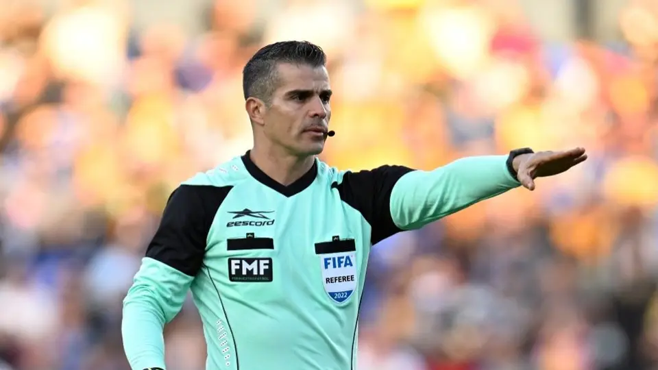 Fernando Hernández ofreció una disculpa a Lucas Romero por rodillazo