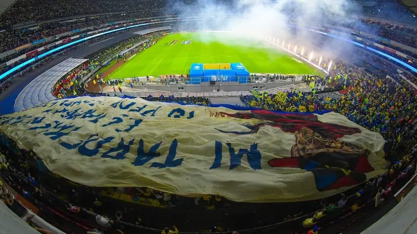 Afición del América sacó manta previo al Clásico ante Chivas: 'Mi tarde más gloriosa es tu pesadilla'