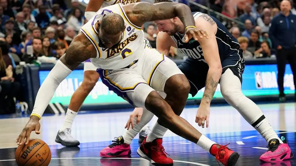 NBA: LeBron James será baja con Lakers por lesión
