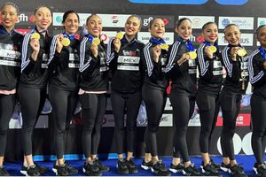 Equipo Mexicano de Natación Artística subió al podio con un histórico primer lugar en el Mundial