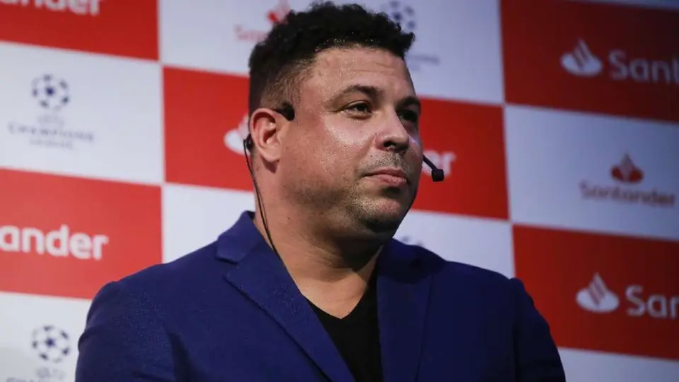 Ronaldo Nazario no piensa vender al Valladolid a pesar del descenso