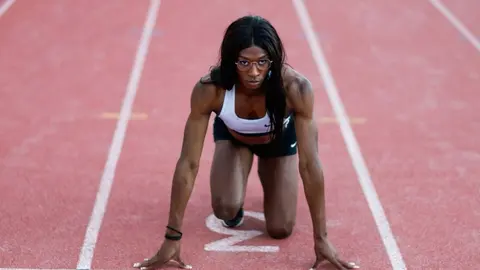 Velocista transgénero se sincera sobre World Athletics: 'Nos acosan y me siento marginada'
