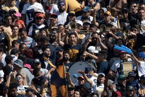 Pumas: Chispa Velarde felicitó al club por la victoria y agradeció las atenciones de los aficionados