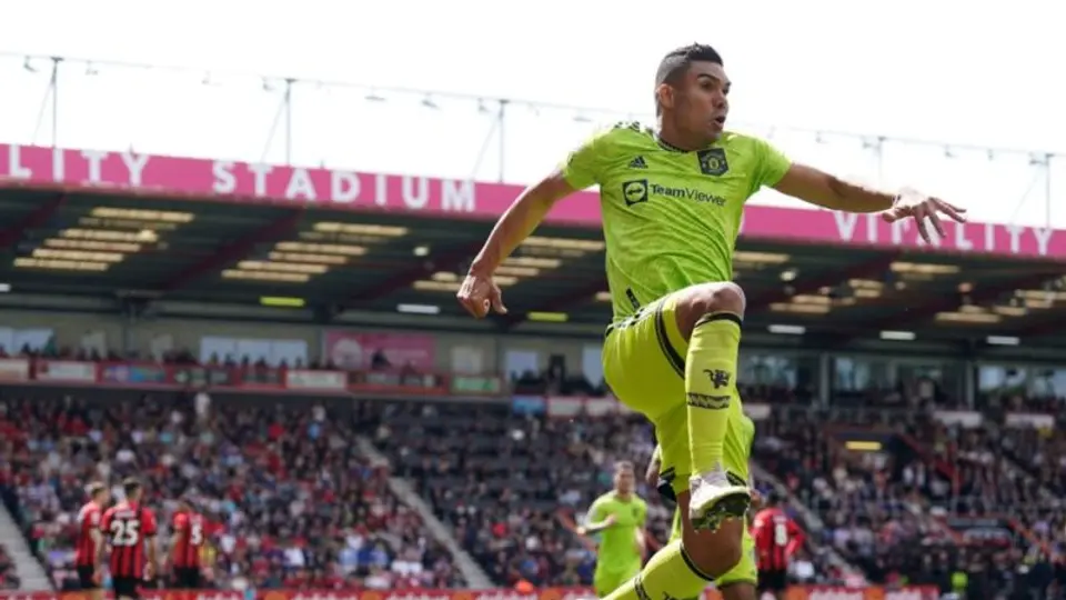Manchester United venció al Bournemouth y se mantiene en puestos de Champions