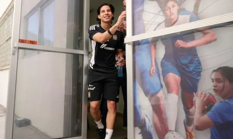 Tigres: Diego Lainez cumplió el sueño de un niño aficionado