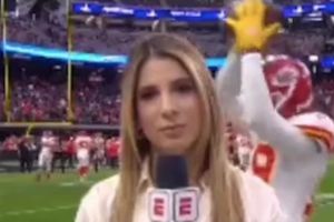 NFL: Katia Castorena fue tackleada por jugador de los Kansas City Chiefs