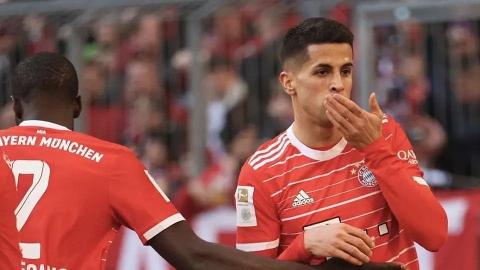 Joao Cancelo dedicó su primer gol con el Bayern a su mascota