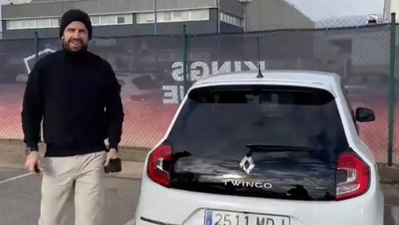 Gerard Piqué llegó a Kings League en un auto Twingo para seguir con las 'indirectas' hacia Shakira