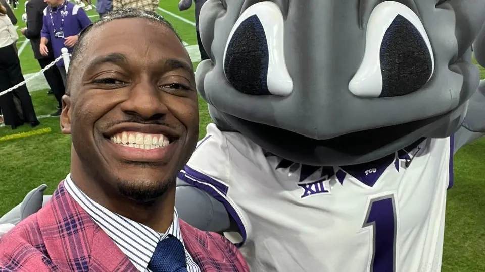Robert Griffin III: Abandona transmisión en vivo por el parto de su esposa