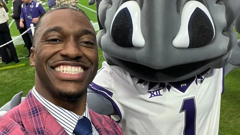 Robert Griffin III: Abandona transmisión en vivo por el parto de su esposa