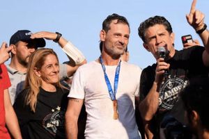 Alejandro Irarragorri felicitó a Diego Cocca y le dejó mensaje a aficionados en Redes Sociales