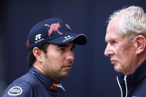 Helmut Marko sobre la actuación de Checo en Montmeló: "Salió mal y se quedó sin podio"