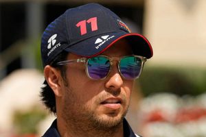 Checo Pérez, con la posibilidad de volver a Alfa Romeo, su primera casa en la Fórmula 1