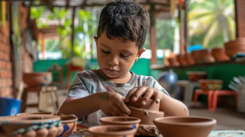 El trabajo infantil sigue siendo una realidad para millones de niñas, niños y adolescentes en México / Magnific