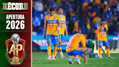 León golpea a Tigres en el Volcán y la afición felina estalla contra su propio equipo