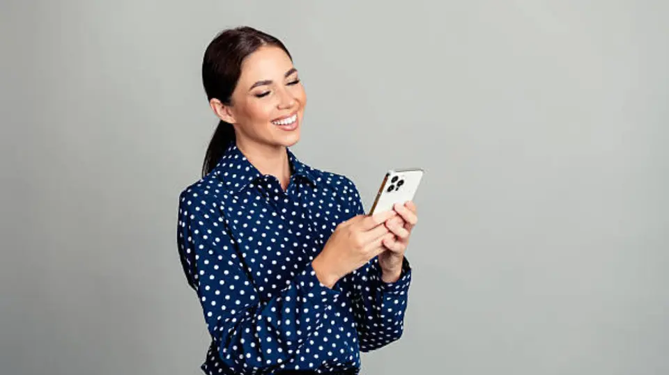 Usuarios de telefonía móvil deben verificar la terminación de su número para conocer la fecha límite de registro. / iStock