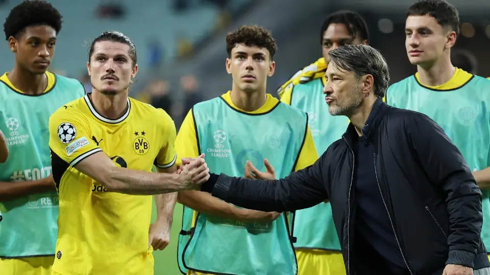 Borussia Dortmund tras derrotar al Sabah FC | AP