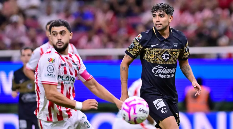 Ricardo Marín buscando la mejor oportunidad para abrir el marcador ante Chivas y Necaxa | MEXSPORT