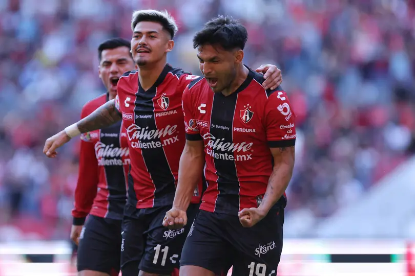Mudo Aguirre con Atlas tras marcar el 2-2 ante San Luis I IMAGO7
