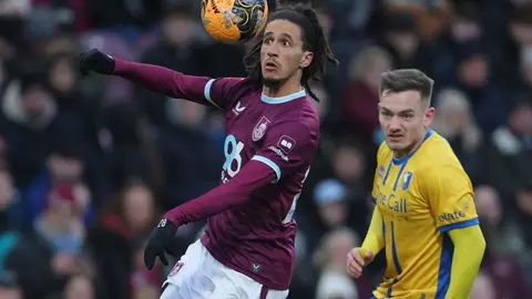 Hannibal Mejbri durante el partido de Burnley en la FA Cup | AP