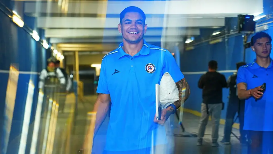 ¡Sorpresa en el 11 celeste! Cruz Azul presenta a sus iniciales ante Chivas