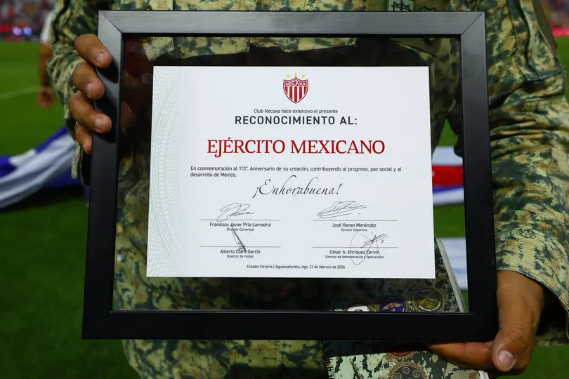 Reconocimiento de Necaxa al Ejercito Mexicano I @ClubNecaxa