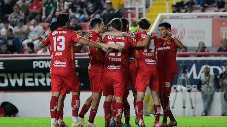 ¡Batalla en CU! Pumas y Toluca se enfrentan en un duelo de invictos
