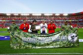 Necaxa entrega reconocimiento al Ejército Mexicano previo al duelo contra Toluca
