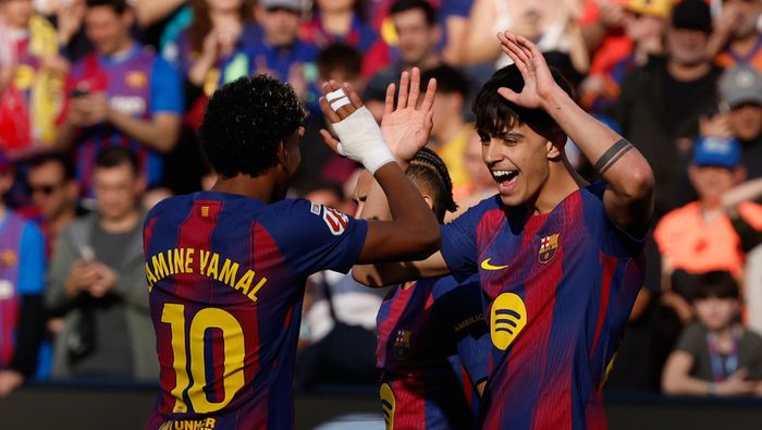 Lamine Yamal felicita a Bernal por su gol contra Barcelona | AP