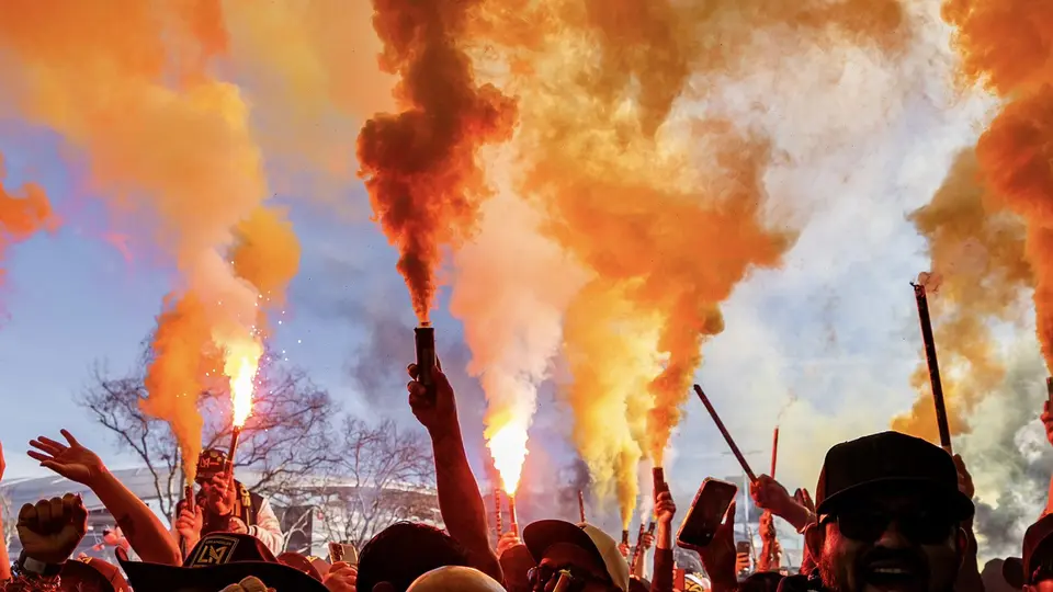 La pasión de la afición del LAFC l X:LAFC
