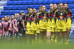 Bloqueos en Jalisco obligan a suspender el Clásico Nacional Femenil