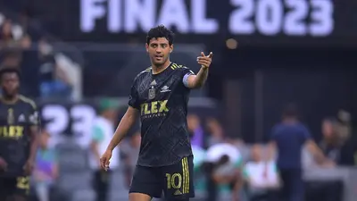 ¿Amigo o enemigo? Carlos Vela comenta su relación con Heung-min Son