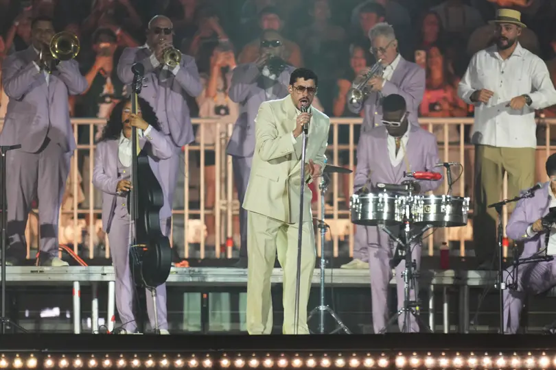 Bad Bunny durante su concierto en Brasil I AP