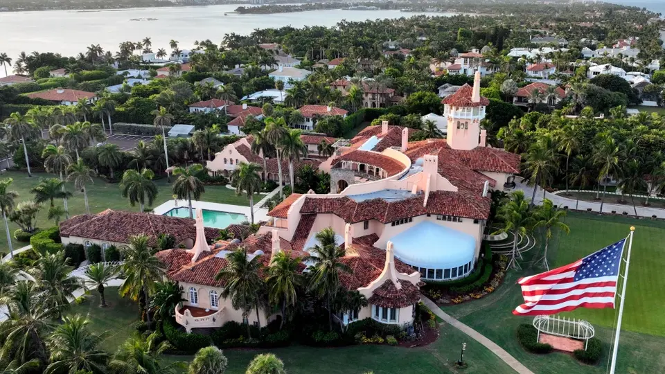 Matan a hombre que ingresa a residencia de Trump con una escopeta ¿Cómo se encuentra el presidente y su esposa?