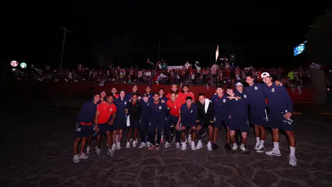 Chivas con la afición en Puebla previo al duelo ante Cruz Azul l X:Chivas