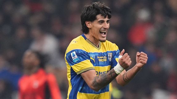 AC Milan cae ante el Parma y se complica en la Serie A