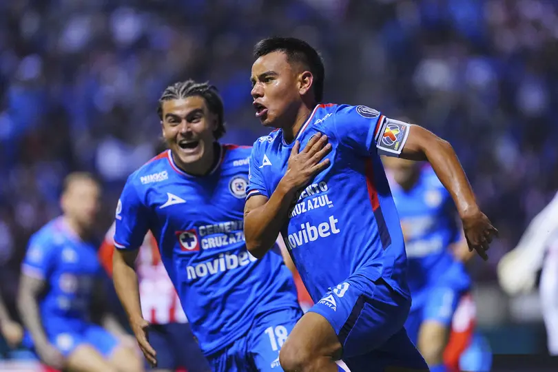 Carlos Rodríguez en celebración ante Chivas | IMAGO 7