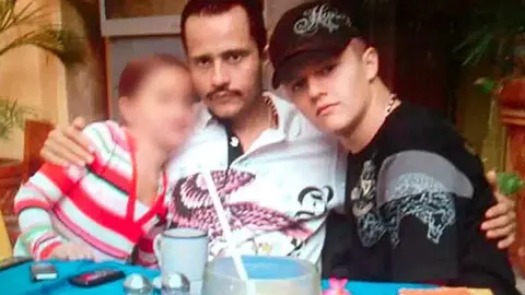 Gerardo Ortiz incluyó el tema “El M”, canción que hace referencia a la jerarquía de un líder dentro de una organización criminal./ X