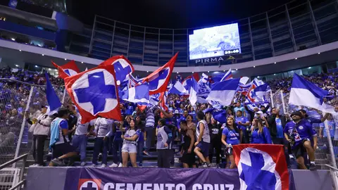 ¡Nuevos problemas con Fanki! Aficionados exhiben equivocación en los precios del Cruz Azul vs Chivas