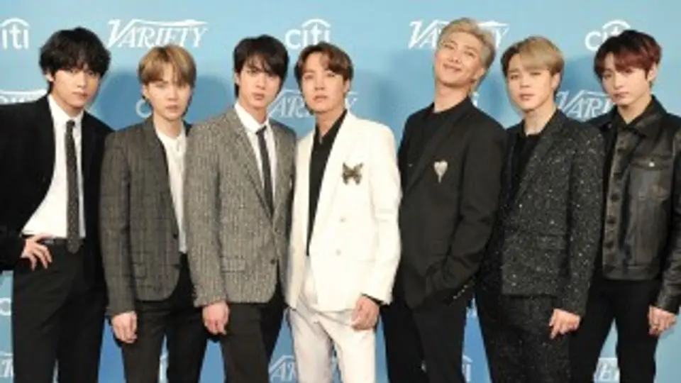 El regreso de BTS fue impulsado por el fandom ARMY a nivel global./ AP