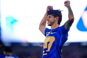 Robert Morales llega a siete goles para empatar a Juninho