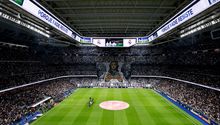 "Diosa del Real, reina de Madrid": Así recibe el Bernabéu al Real Madrid antes del Derbi