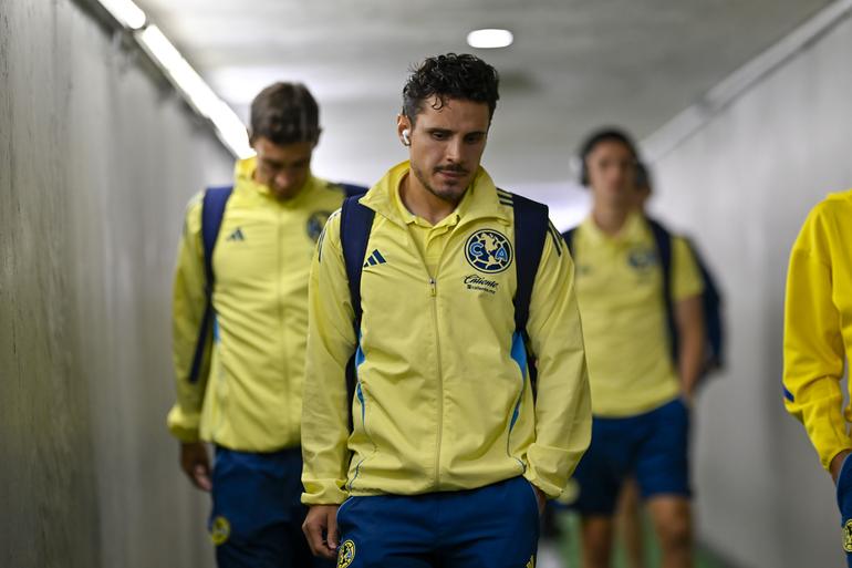 Raphael Veiga y jugadores del América en CU | IMAGO7