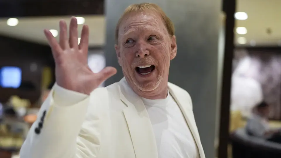 Mark Davis, dueño de Las Vegas Raiders | AP