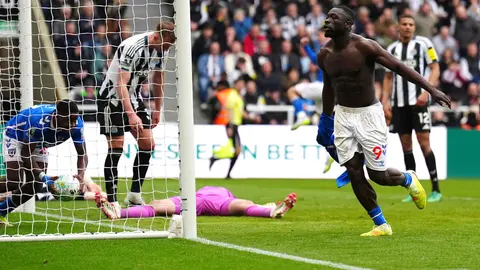 Gol de Sunderland ante Newcastle l AP