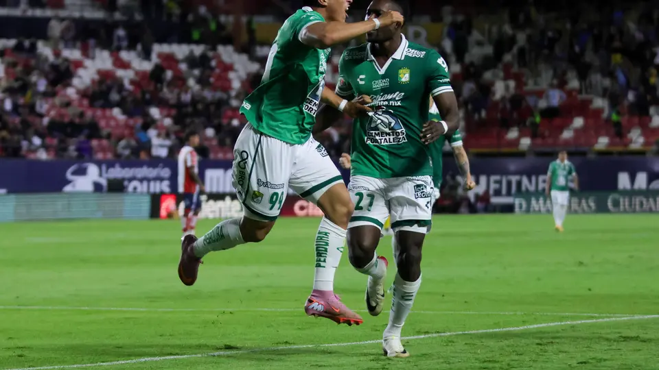 Emilio Rodríguez celebrando su gol ante Atlético de San Luis | MexSport