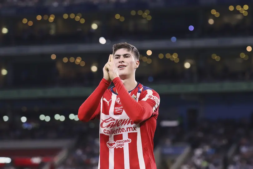 Armando González, delantero de Chivas, en festejo de gol ante Rayados de Monterrey en la Jornada 12 del Clausura 2026 | IMAGO7